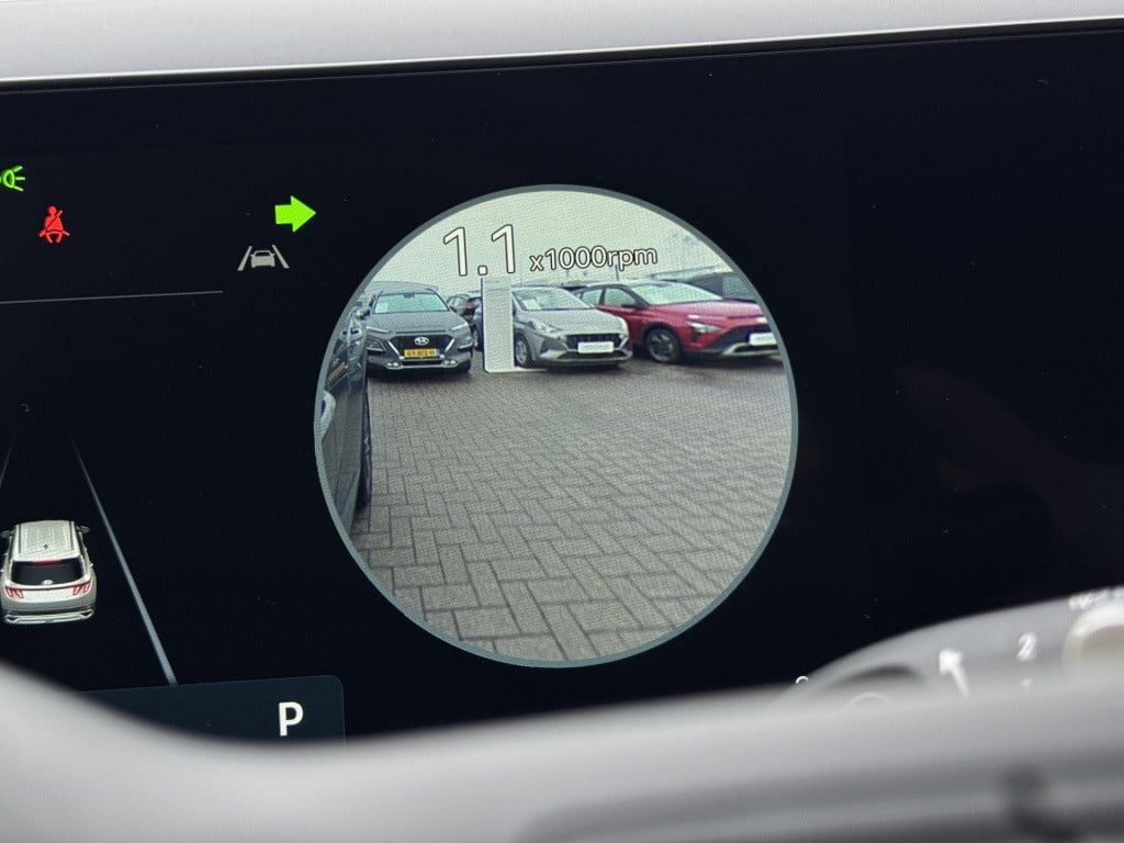 Hyundai Tucson Hybrid 1.6 t-gdi hev premium light grey interior