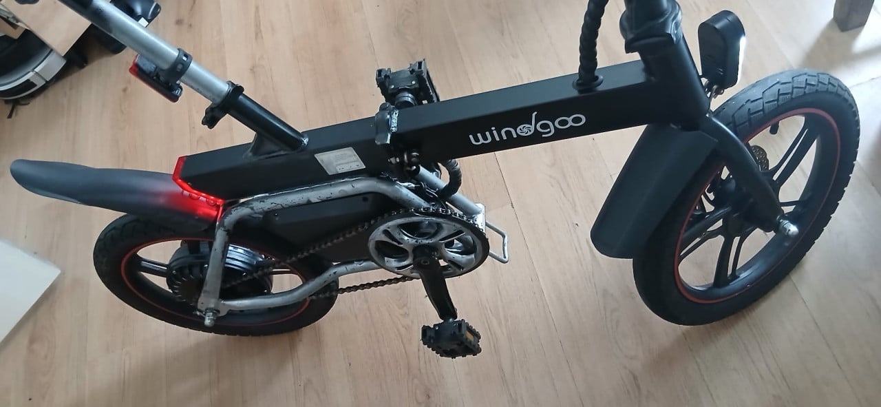 Ebike windgoo incl lader en app met gpsts, route planner,  stand enzv