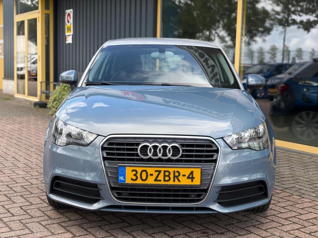 Audi A1 Sportback 1.4 tfsi connect | s-line | automaat