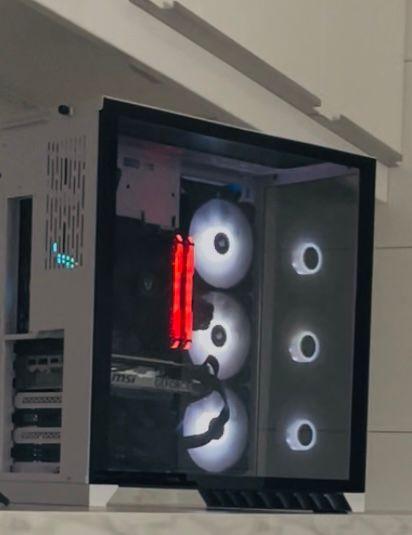 -- Wit Gaming PC - I9 - 32 GB RaM - SSD 1000 GB - RTX 4060 MSI White --