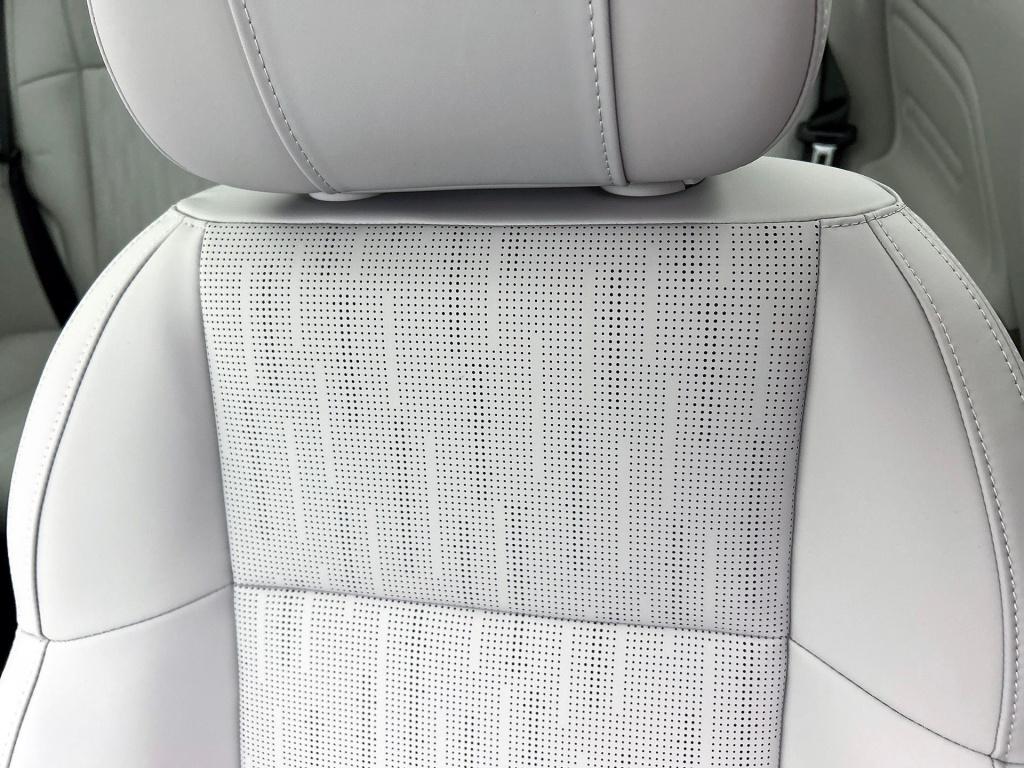 Leapmotor B10 design pro max hybrid ev 18.8 kwh | voorraad ! | light grey i