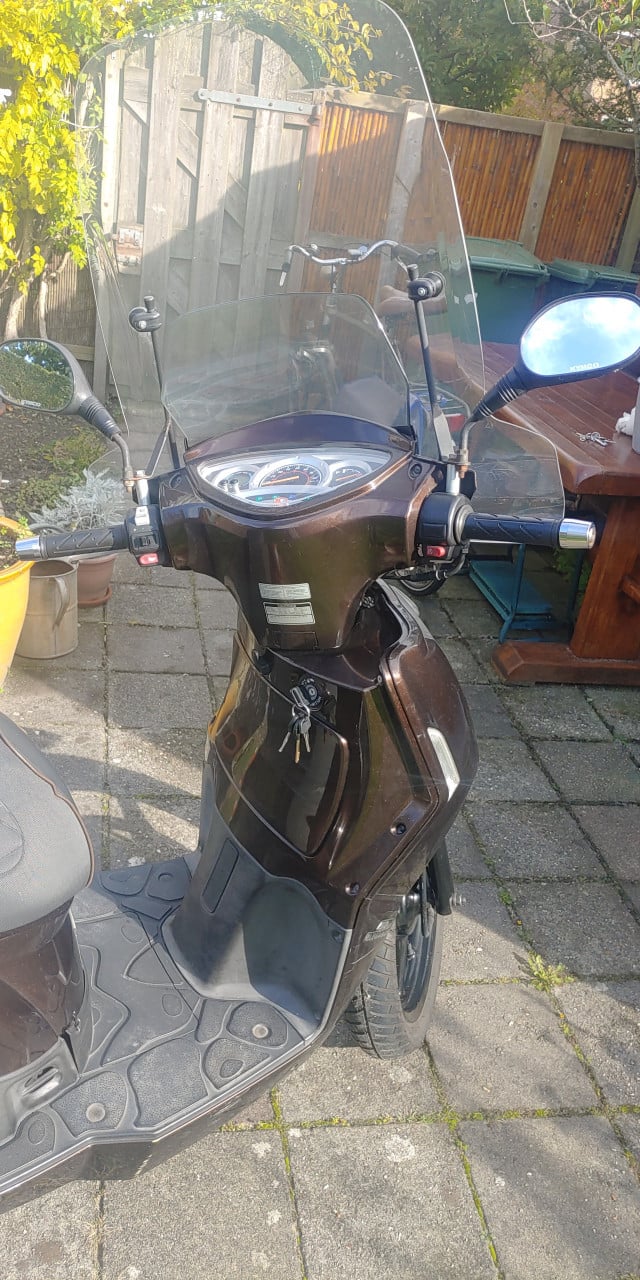 Kymko people scooter 2016