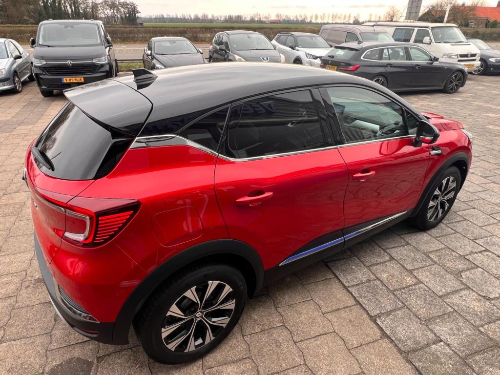 Renault Captur 1.3 tce 140 aut, intens met vele opties, camera, zelf sturen