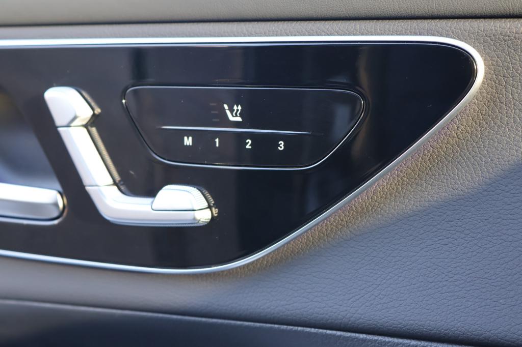 Mercedes-Benz Glc 300e 4matic amg line l techniek pakket l luchtvering l pa