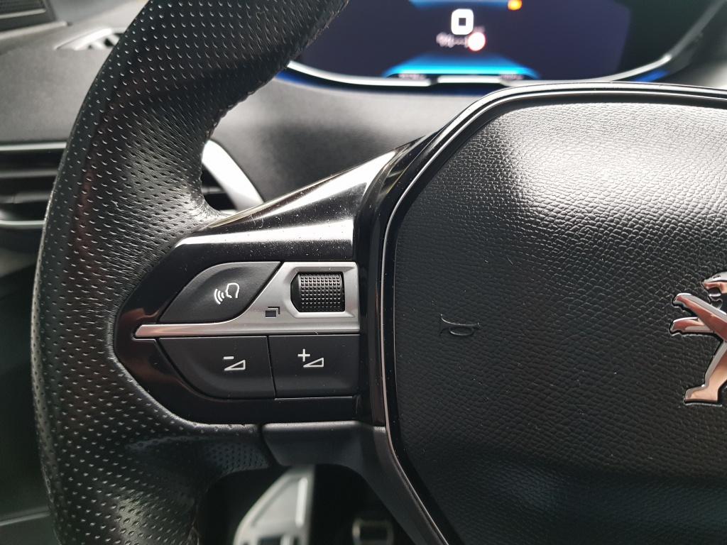 Peugeot 5008 gt pack 1.2 | 7 persoons