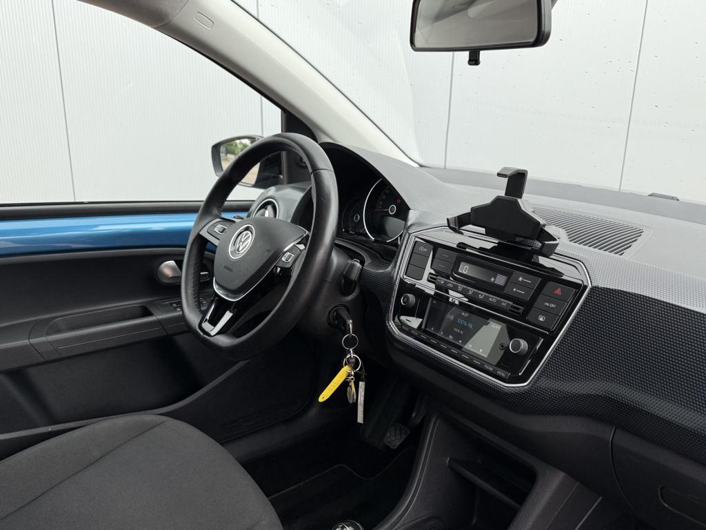 Volkswagen UP! 1.0 65pk 5drs. black style | camera | cruise
