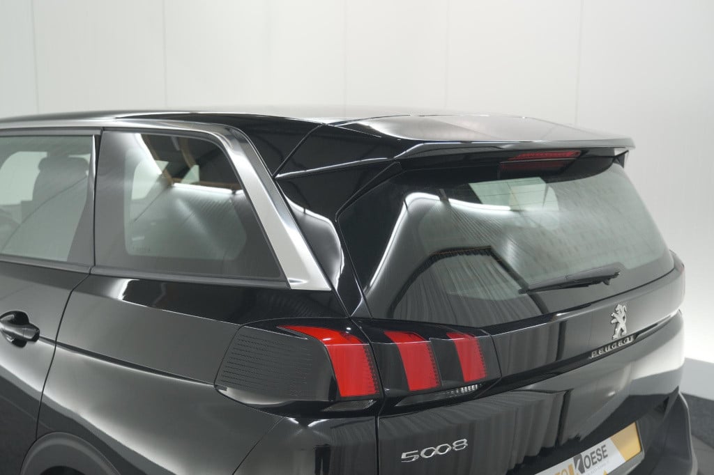 Peugeot 5008 puretech 130 eat8 active pack business | 7 zitplaatsen | camer