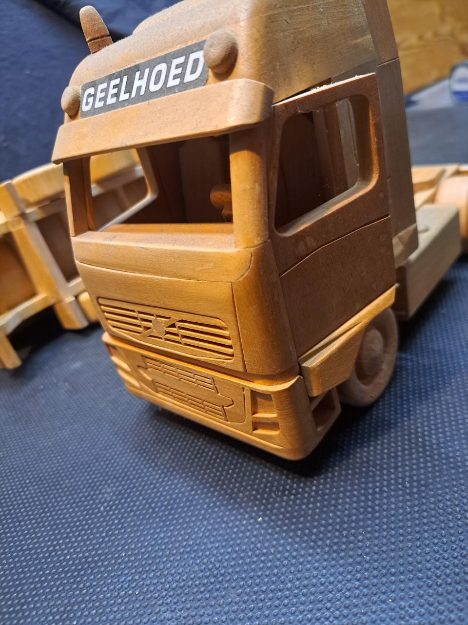 Volvo truck Geelhoed