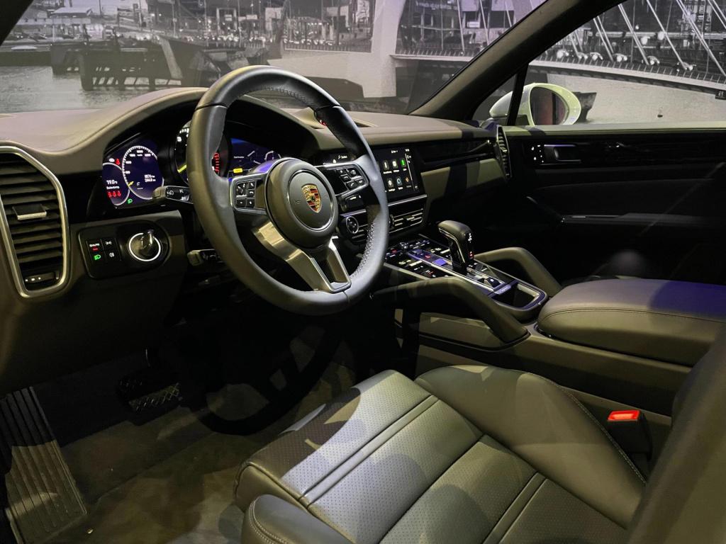 Porsche Cayenne 3.0 e-hybrid platinum edition*pdls*pasm*softclose*22inch*sp