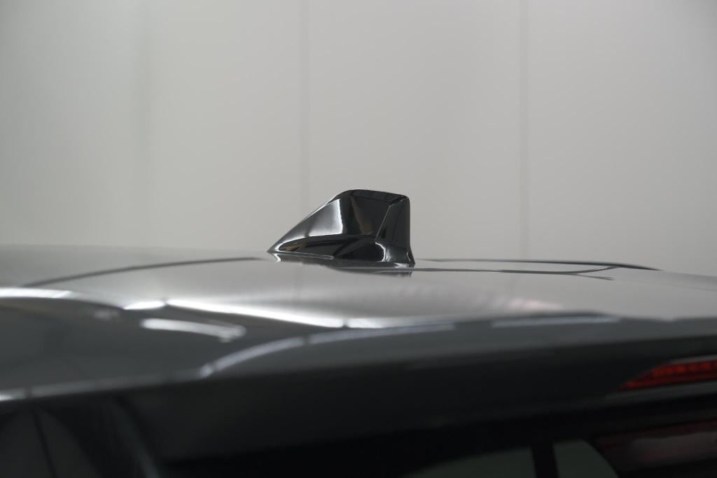 Peugeot 2008 1.2 hybrid 145 allure | apple carplay | climate control | park