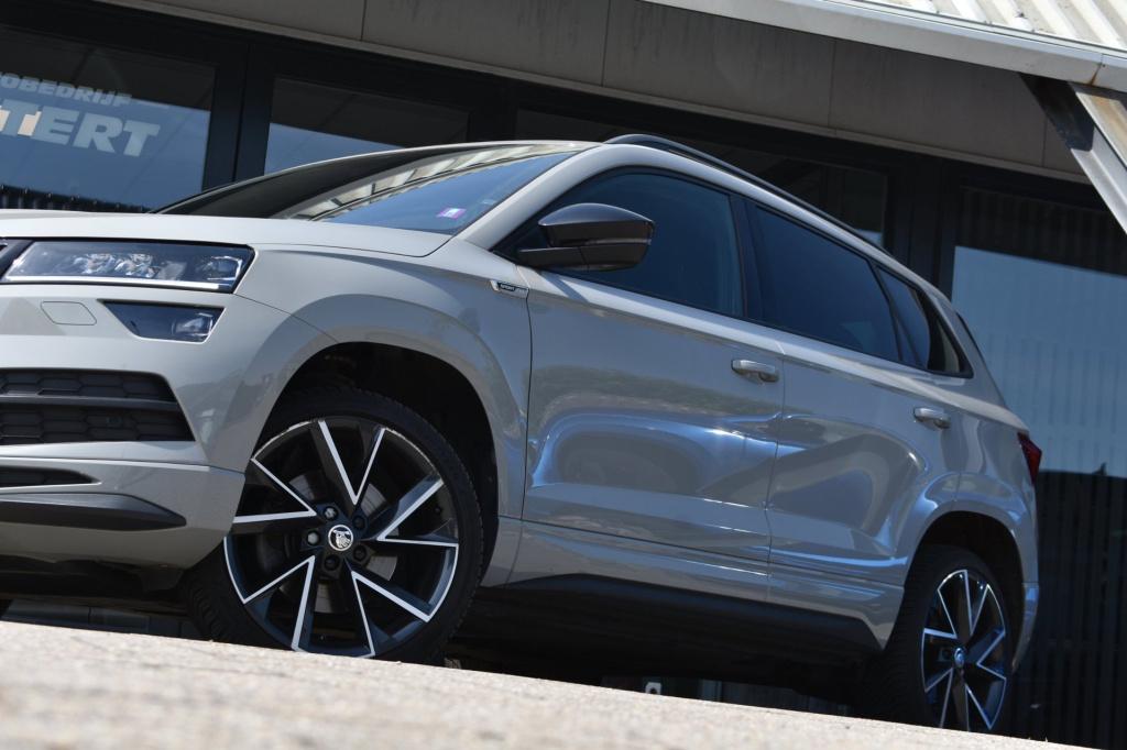 Skoda Karoq 1.5 tsi act sportline | trekhaak | adaptieve cruise controle | 