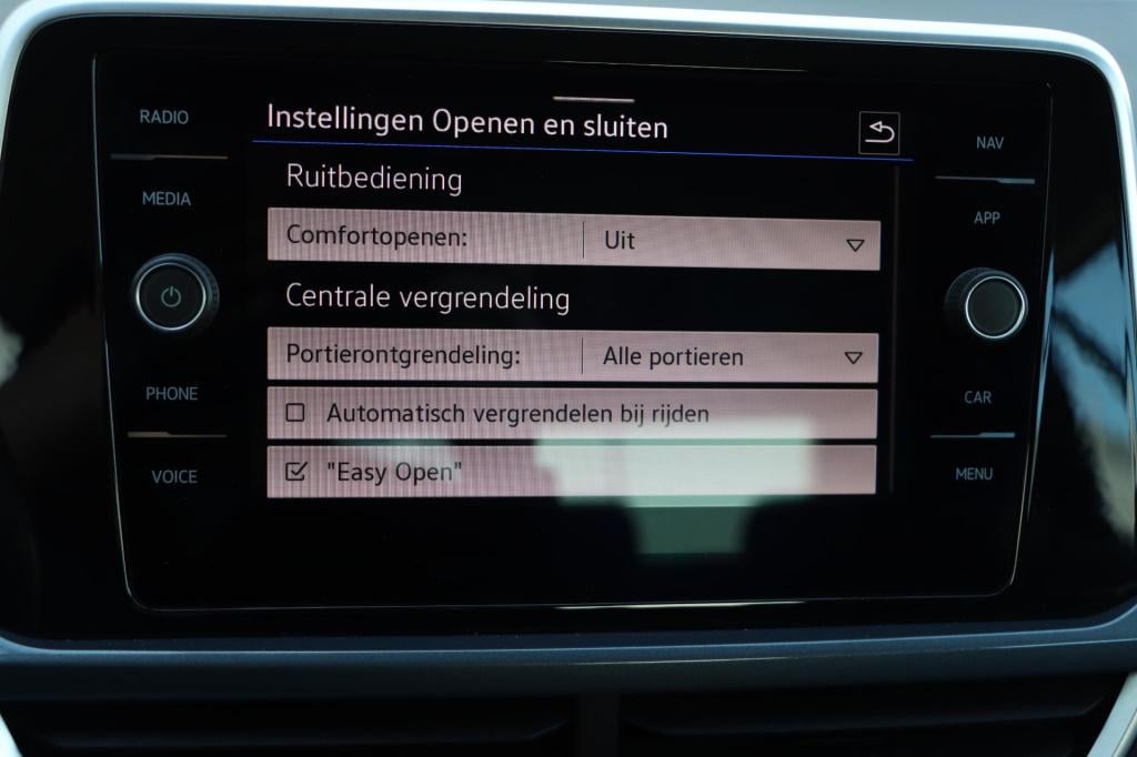 Volkswagen T-roc 1.5 tsi style 150pk dsg7
