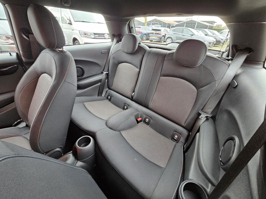 Mini One 1.2 blackyard | pdc | stoelverw.