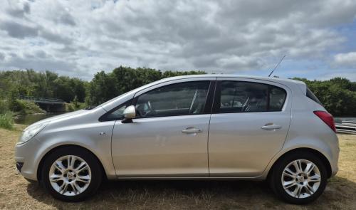 Opel Corsa 1.2 16V Cosmo (2009) – 58.501 km, APK tot maart 2027 (Verkocht!)