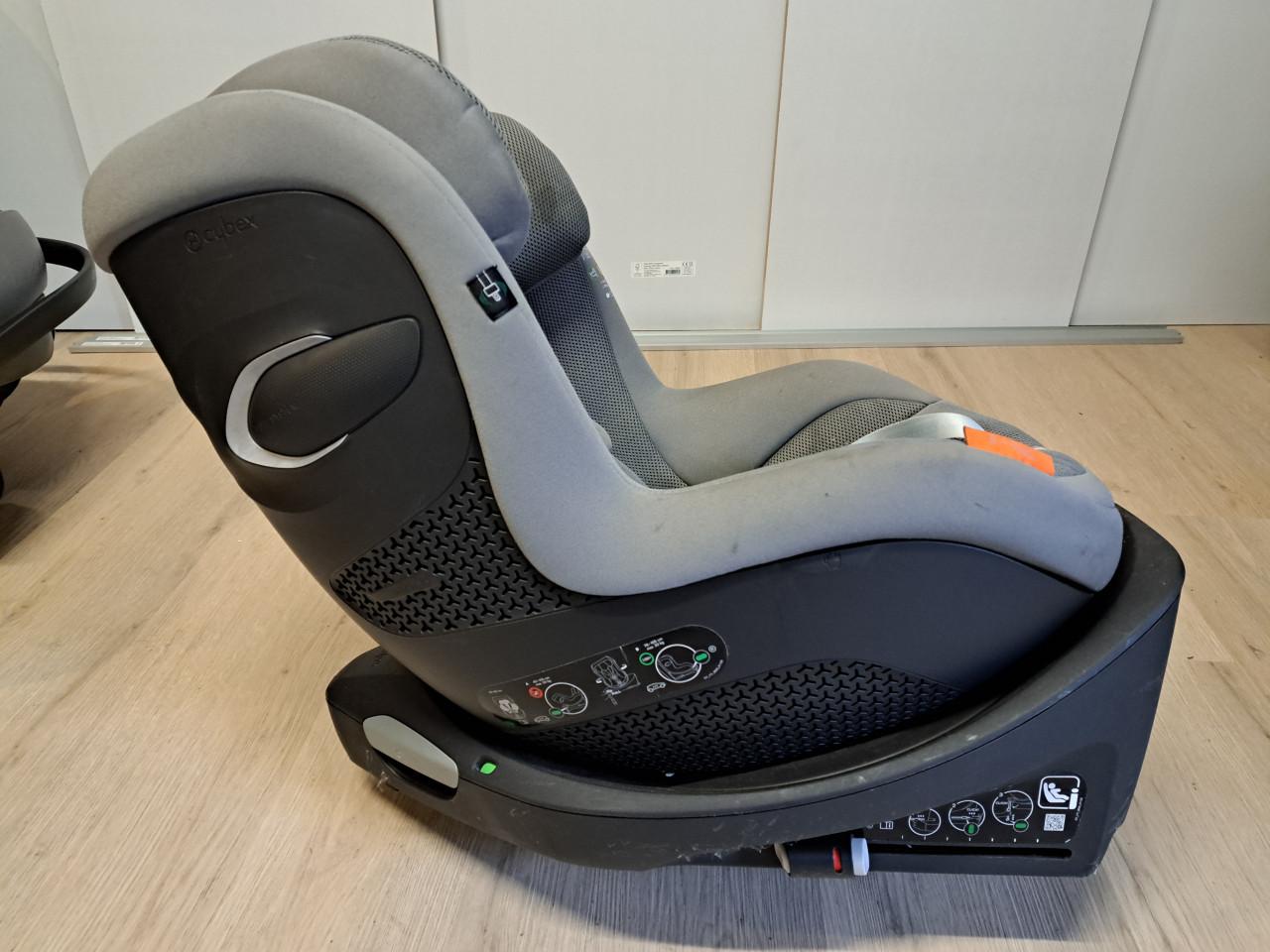 Draaibare CYBEX Sirona Gi i-Size Plus met ISOFIX