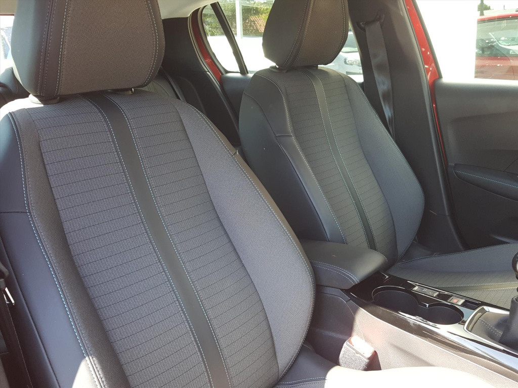 Peugeot 208 1.2 puretech 100pk allure navigatie | 3d-cockpit | afneembare t