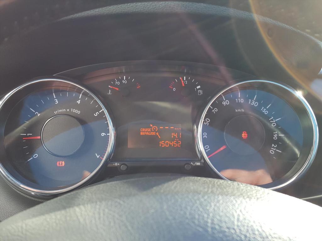 Peugeot 3008 style 1.2pt-130pk trekhaak | navigatie | cruise & climate cont