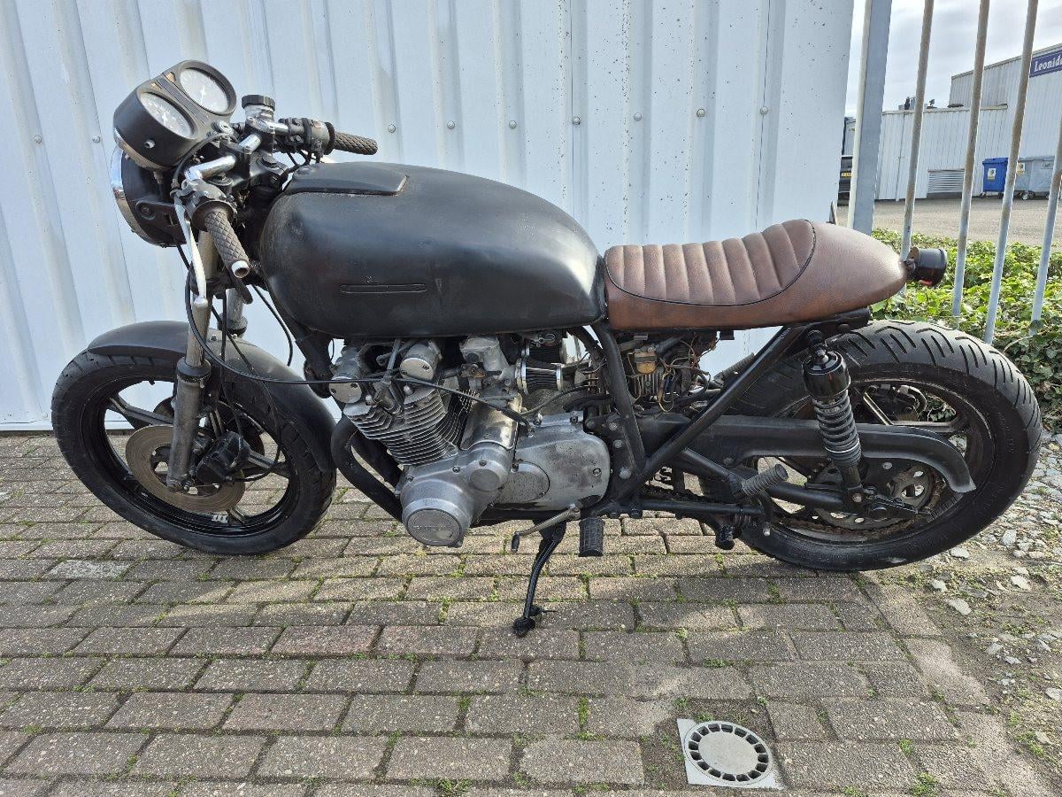 Suzuki GS750 uit 1978