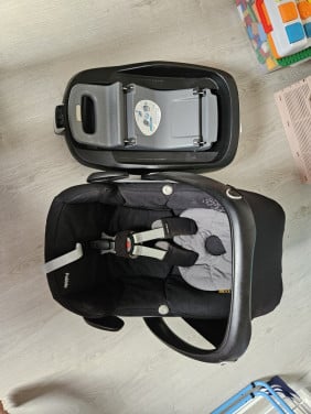 Maxicosi Pebble en family fix