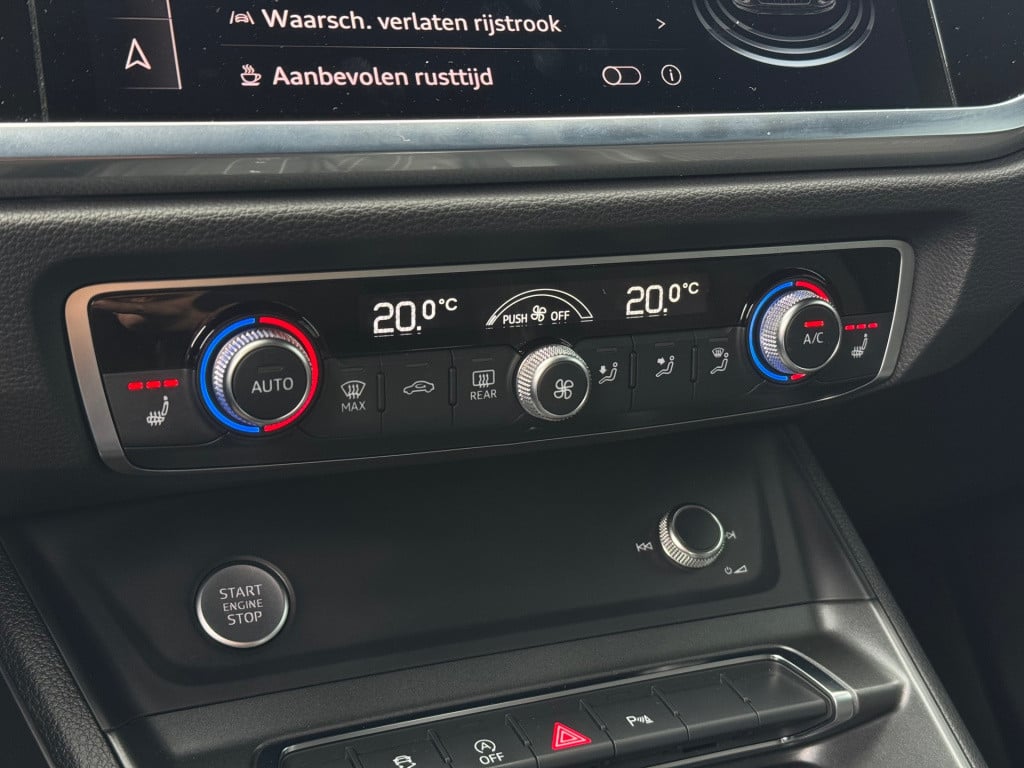 Audi Q3 35 tfsi 3x s-line * keyless * matrix led * carplay
