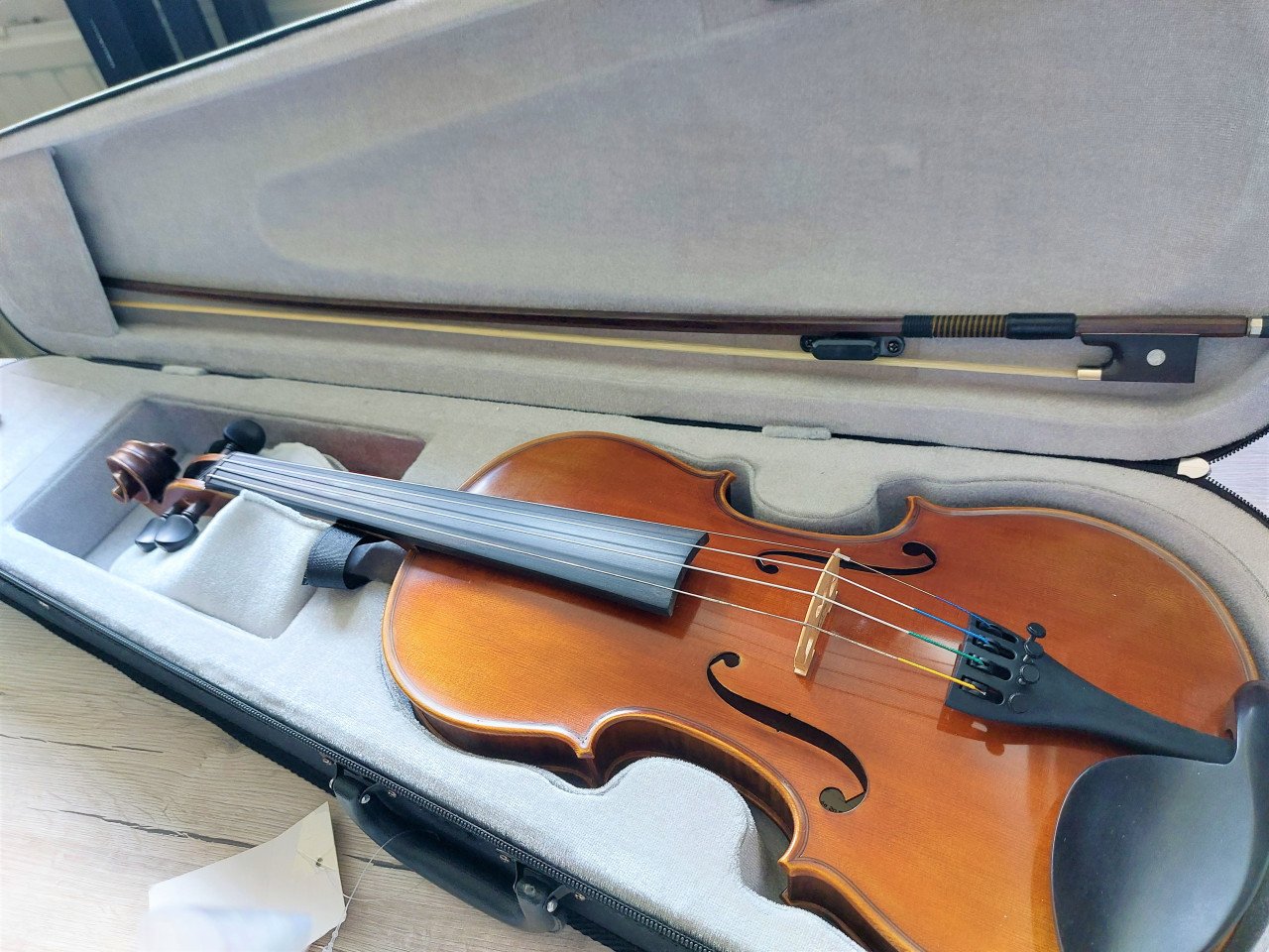 Violen en cello's te koop en te huur