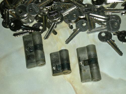 Cilindersloten + sleutels