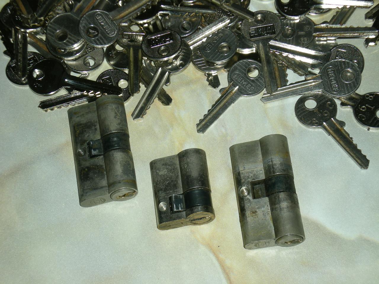 Cilindersloten + sleutels