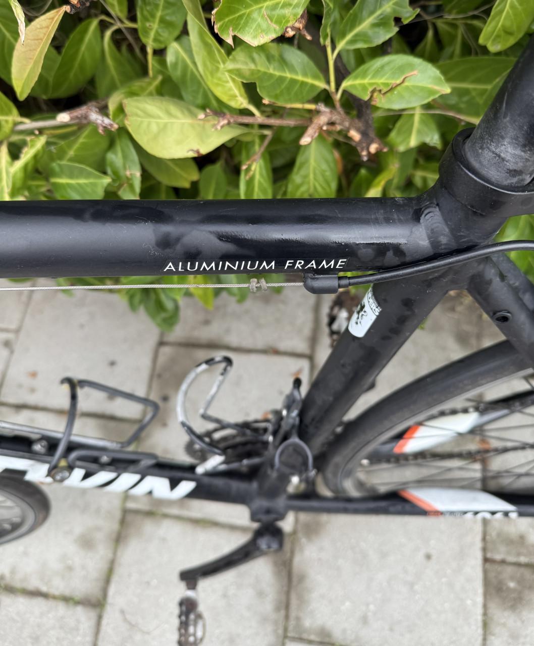 Racefiets B-Twin Triban 500 Aluminium frame. €75