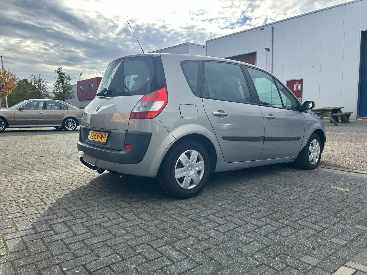 Renault Scénic 1.6-16V Dynamique Comfort 150315KM!!