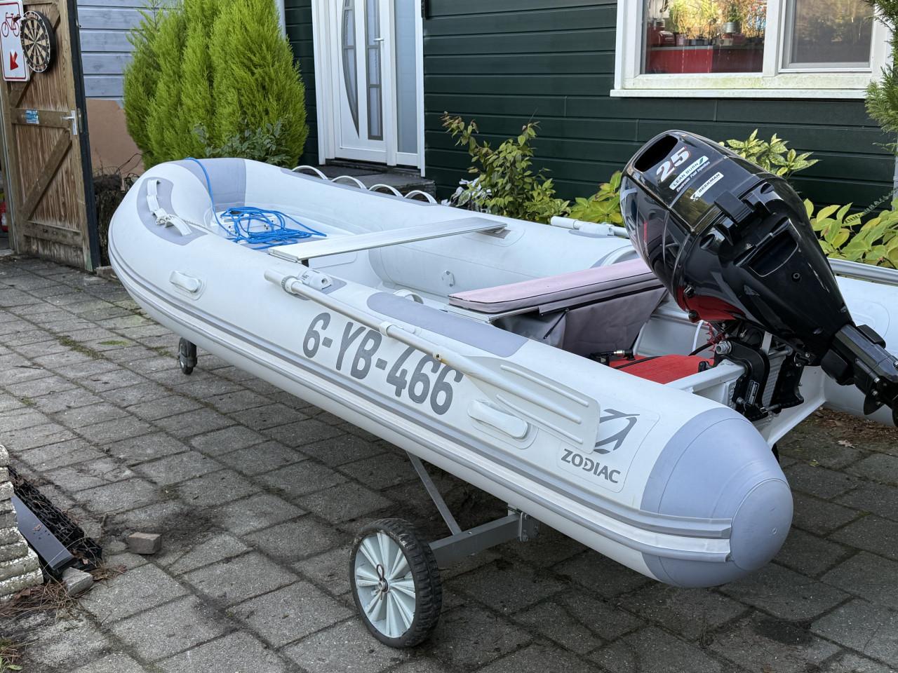 Zodiac Cadet 390 RIB Alu DL incl. suzuki25 pk en  handtrailer (kalf)
