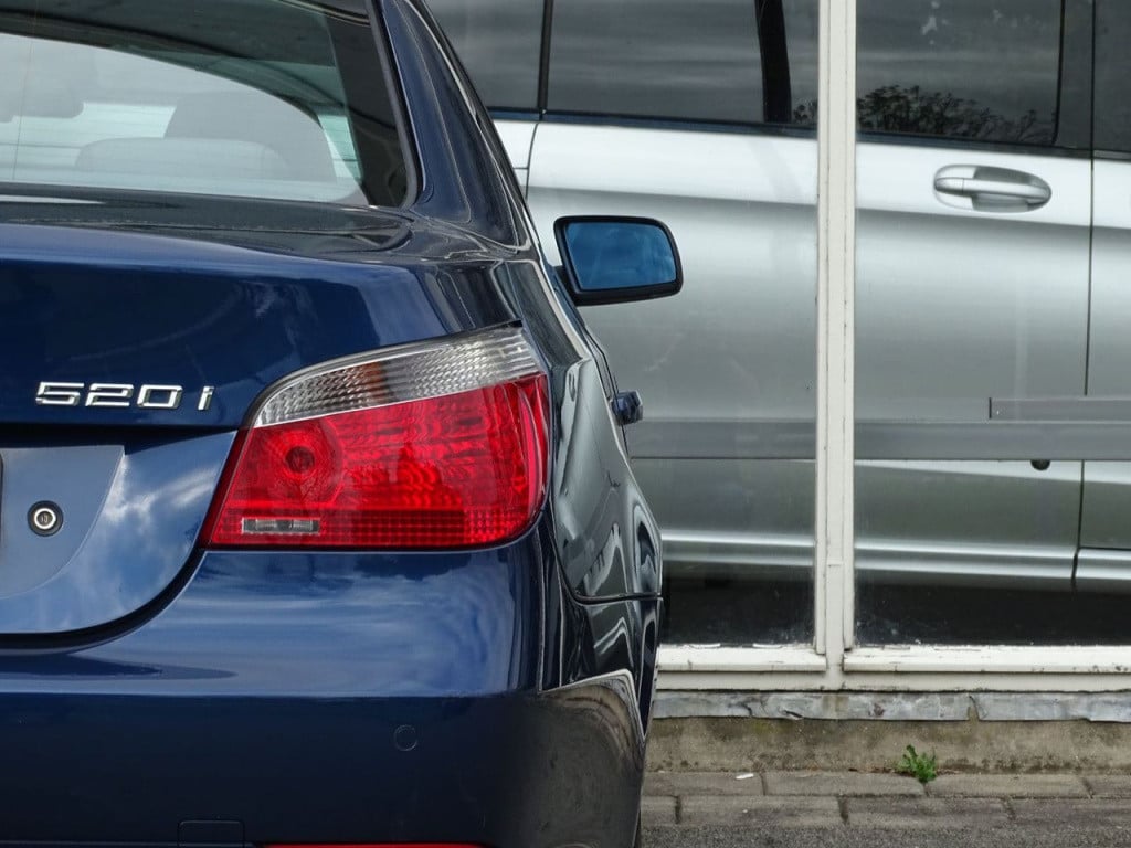 BMW 5 Serie 520i executive automaat 6 cilinder | youngtimer