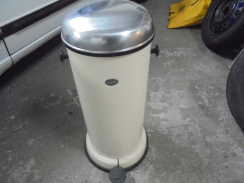 VIPP Deense pedaal emmer nieuw meer dan € 400 ,tweedehands voor € 125