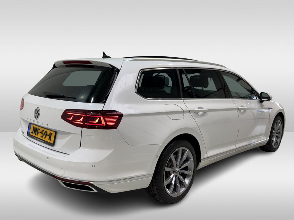 Volkswagen Passat variant 1.4 tsi phev gte 218pk | pano dak | head up | tre
