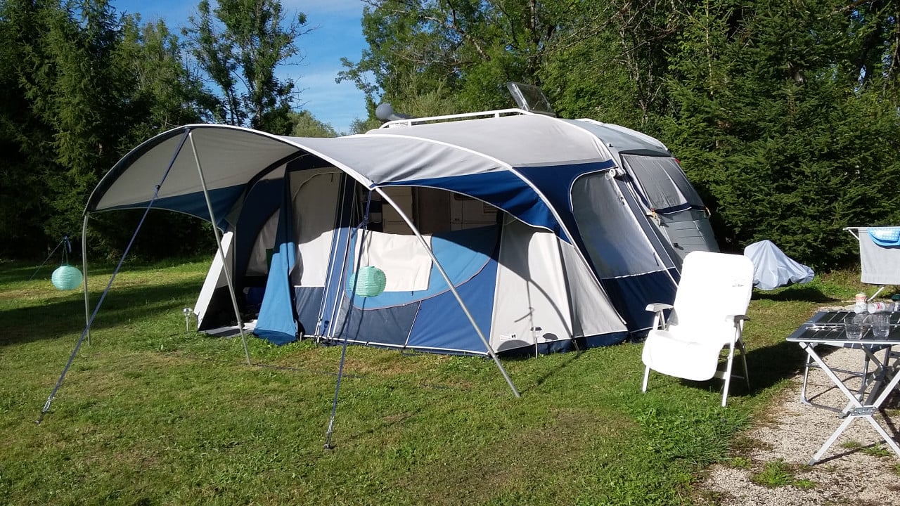 Voortent met luifel (boogstok)