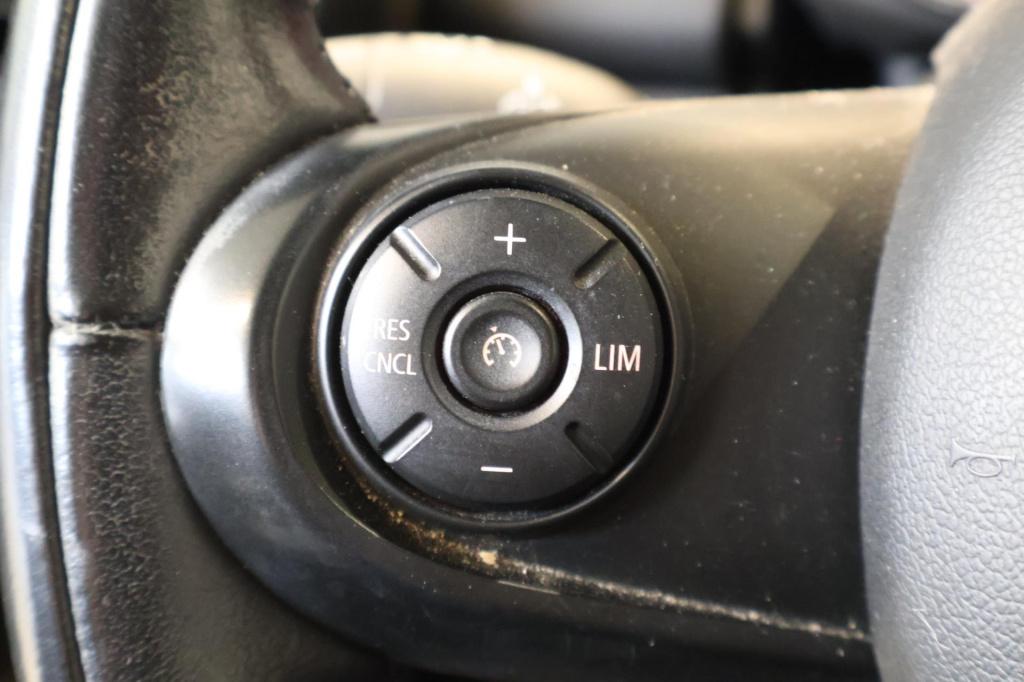 Mini One mini 1.5 first salt nl auto,btw, carplay, allseason, cruise