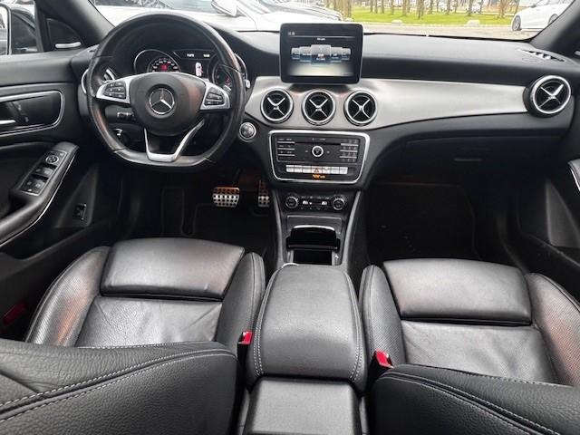 Mercedes-Benz Cla shooting brake 200 d business solution amg l panoramadak 