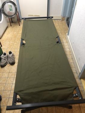 Veldbed - stretcher - kampeerbed