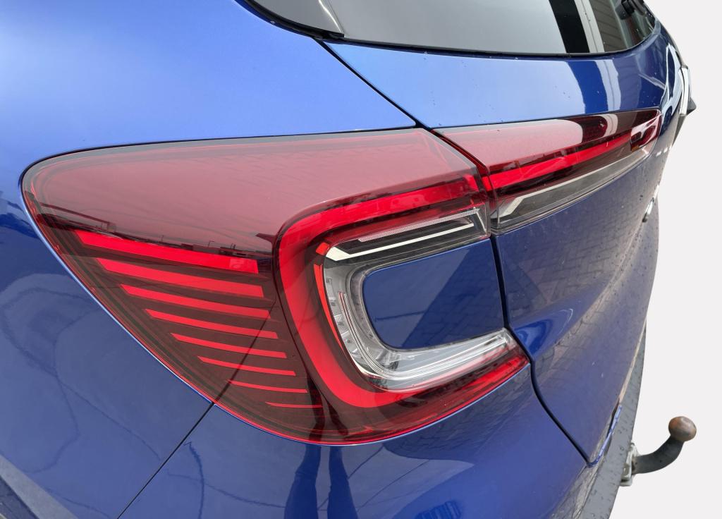 Renault Captur 1.6 e-tech hybrid 145 intens