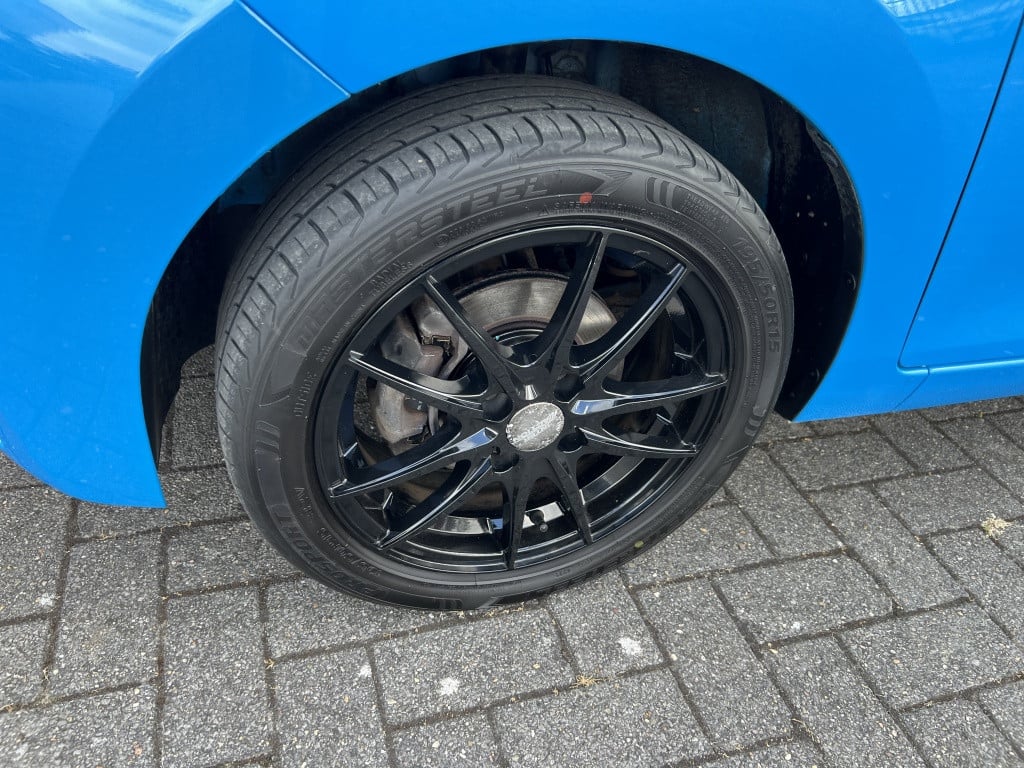 Toyota Aygo 1.0 vvt-i x-joy