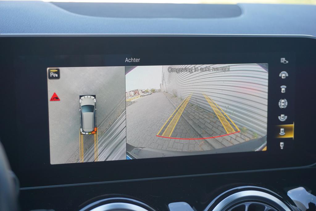 Mercedes-Benz B-Klasse 220 launch edition premium plus climate / navi / pan