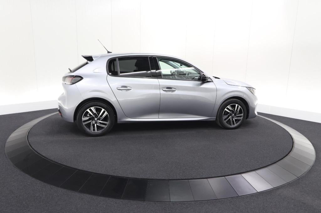 Peugeot 208 puretech 100 eat8 allure pack | camera | navigatie | apple carp