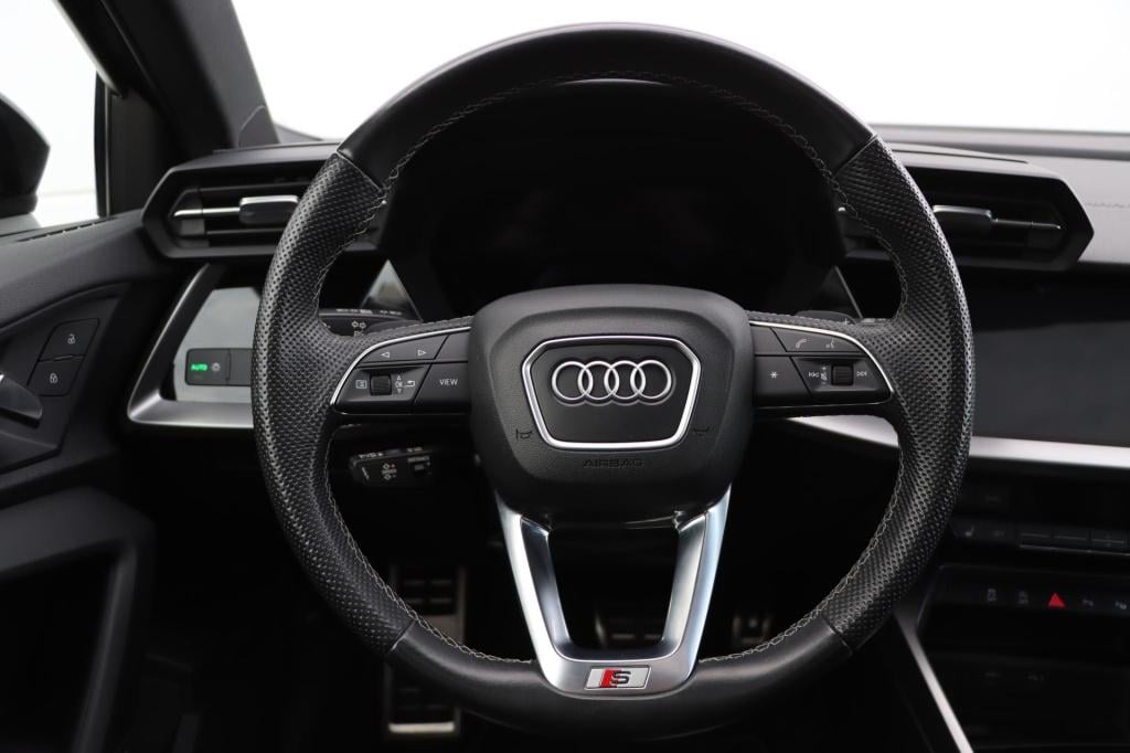 Audi A3 limousine 35 tfsi s edition 150pk s tronic