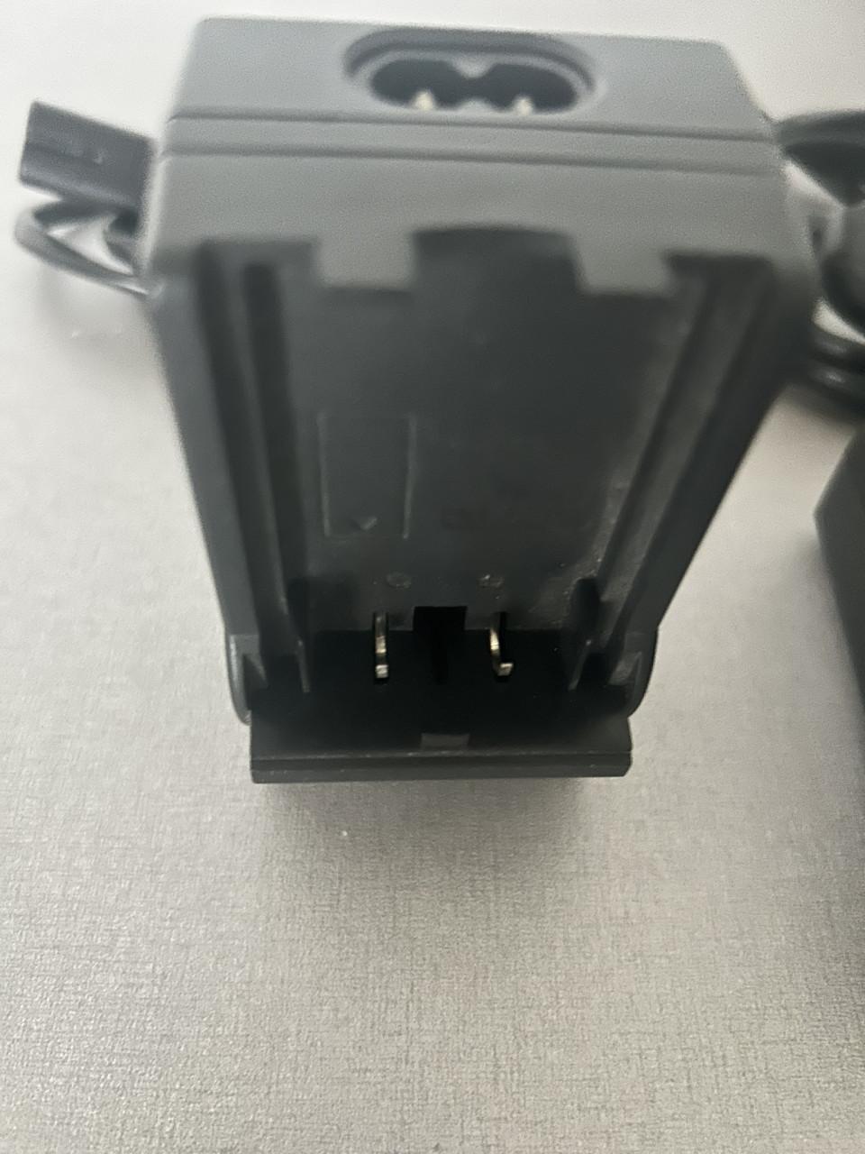 Universele Lo-ion acculader