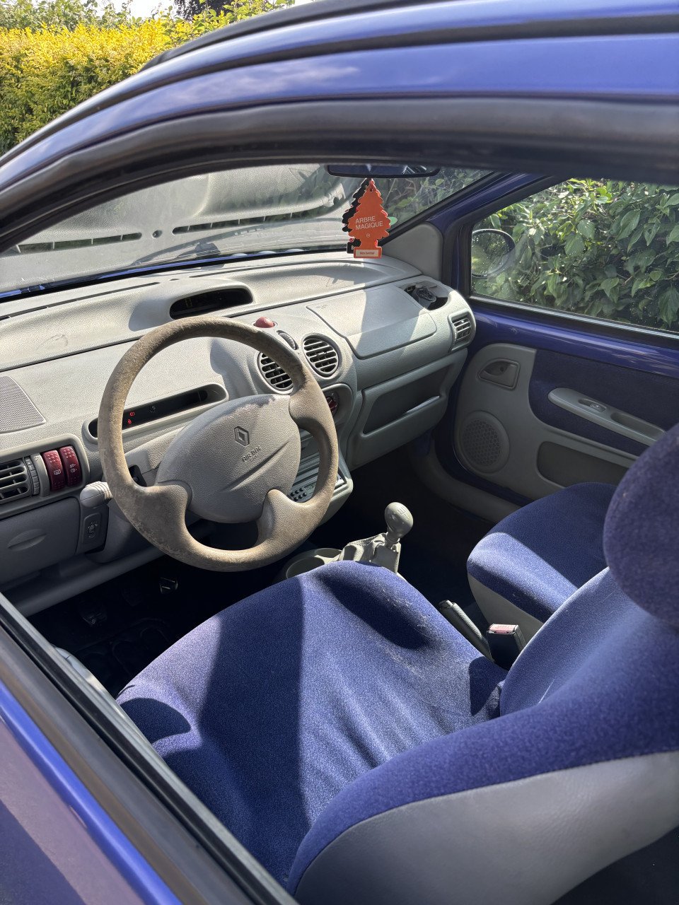 Renault Twingo voljaar apk!