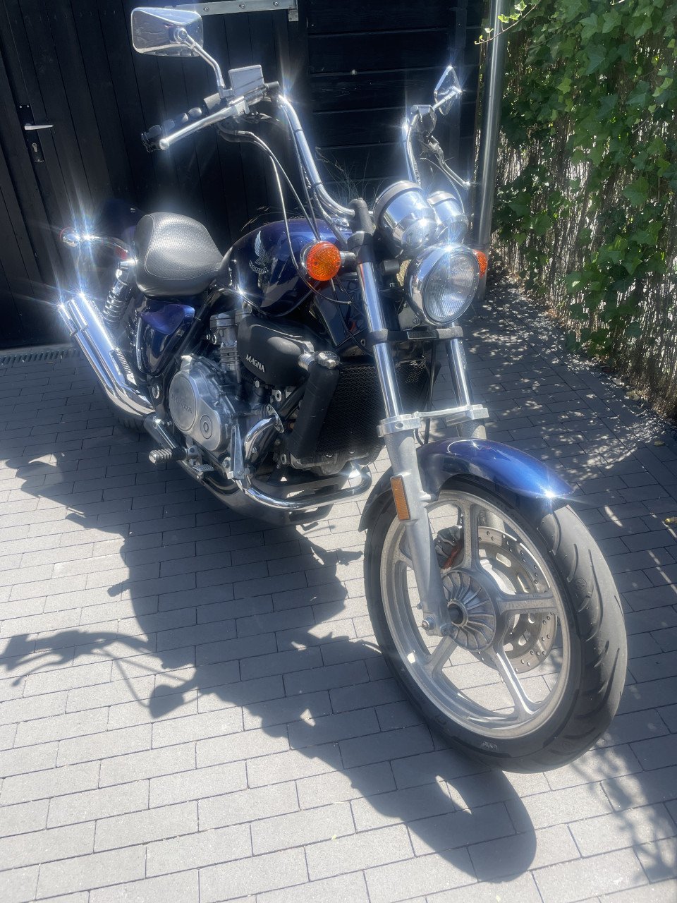 Honda Supermagna VF700c