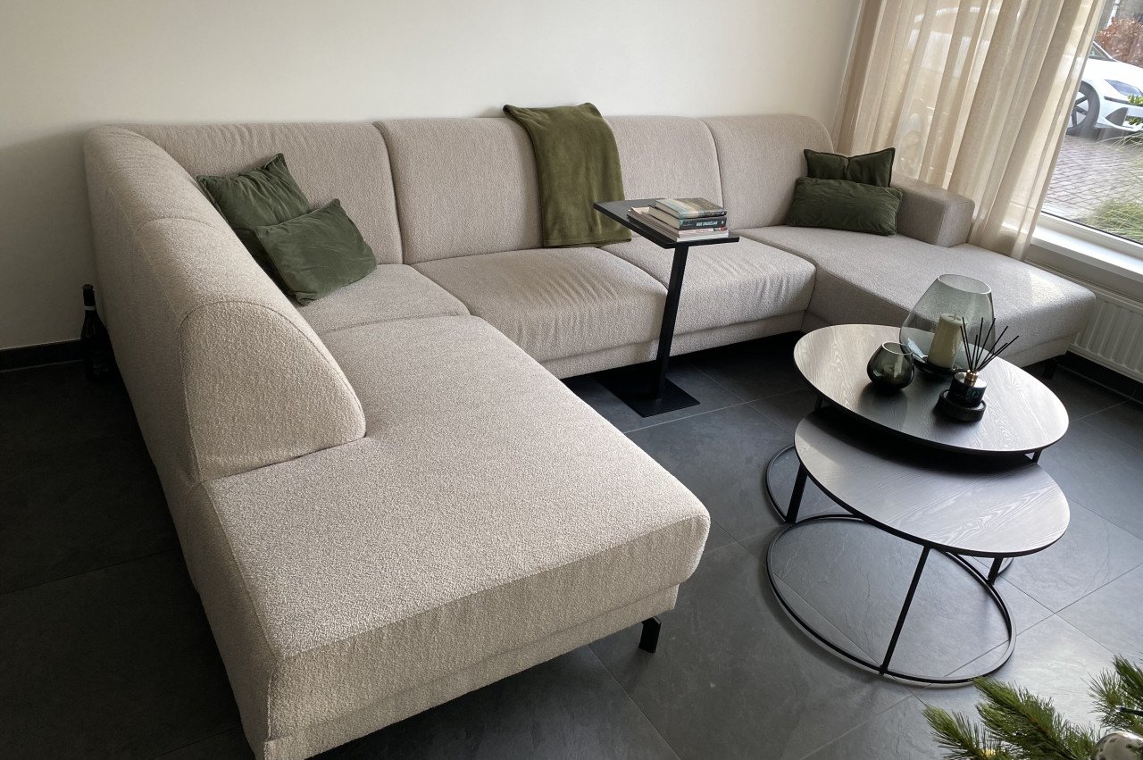 Te koop: Luxe U-vormige bank – ruim, comfortabel en stijlvol
