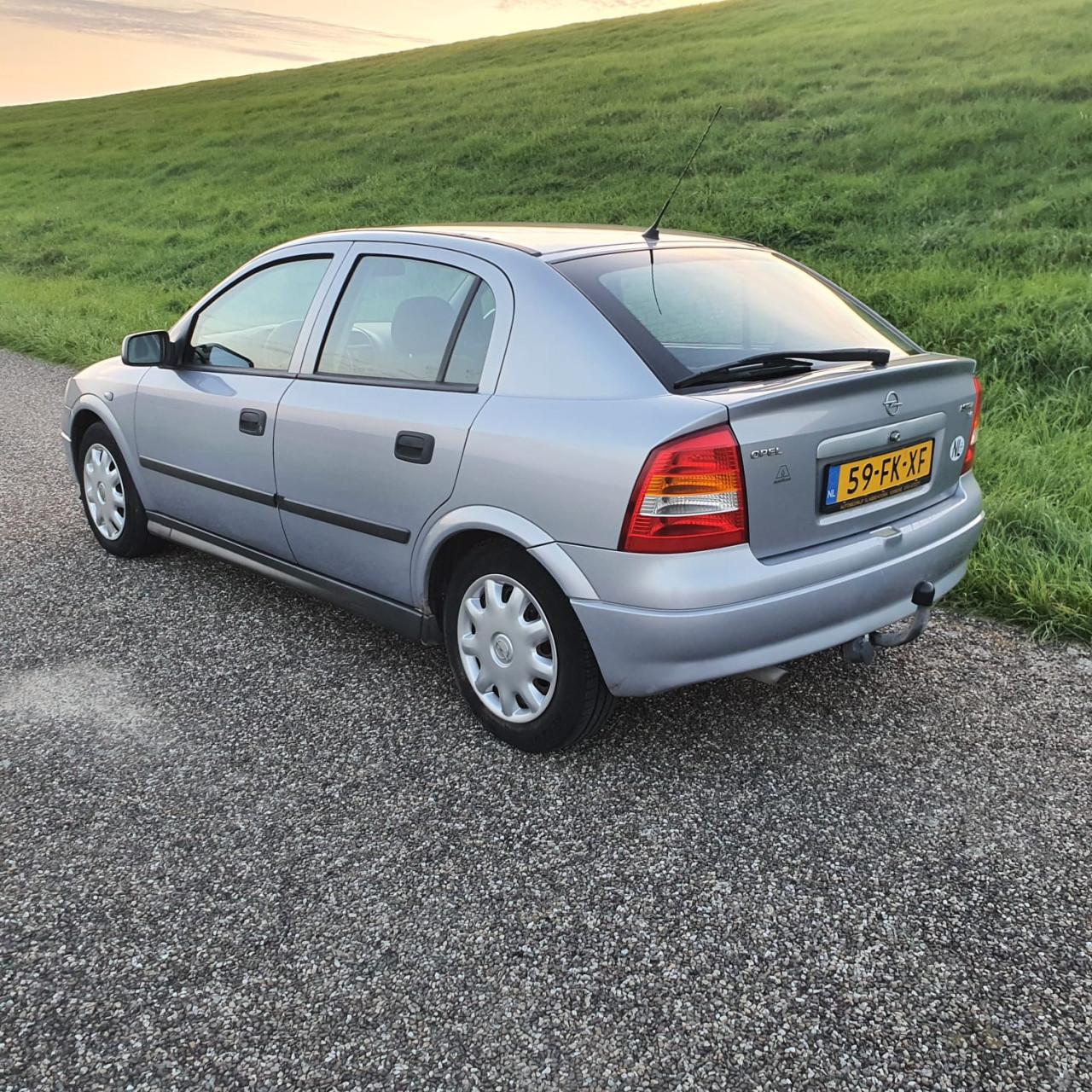 Opel Astra 1.6 GL 5 deurs Verkocht