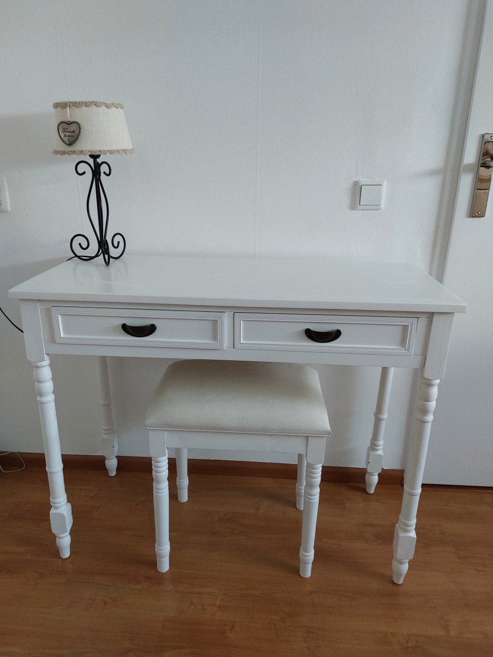 Kaptafel / sidetable (of bureau)