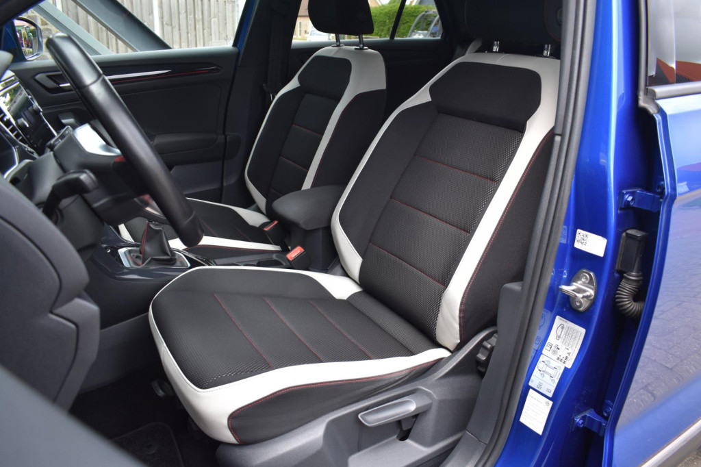 Volkswagen T-roc 1.0 tsi sport | virtual cockpit | trekhaak | camera | nap 
