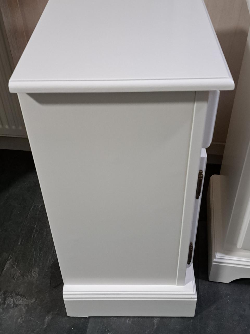 2 mooie stijlvolle vintage nachtkastjes